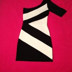 Brand new, never worn A'GACI dress