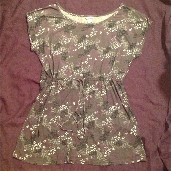 Bundle dress and 2 bathing suits!