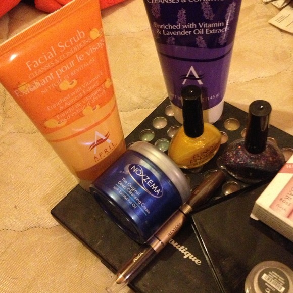 ❌SOLD❌Big Beauty Bundle! - Picture 3 of 4