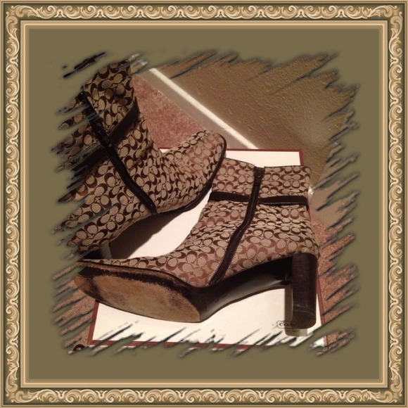 $$SOLD$$Authentic Coach Boots (Reduced 30%) - Picture 4 of 5