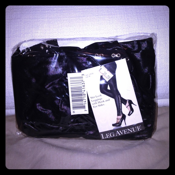 Leg Avenue leggings - Picture 1 of 1