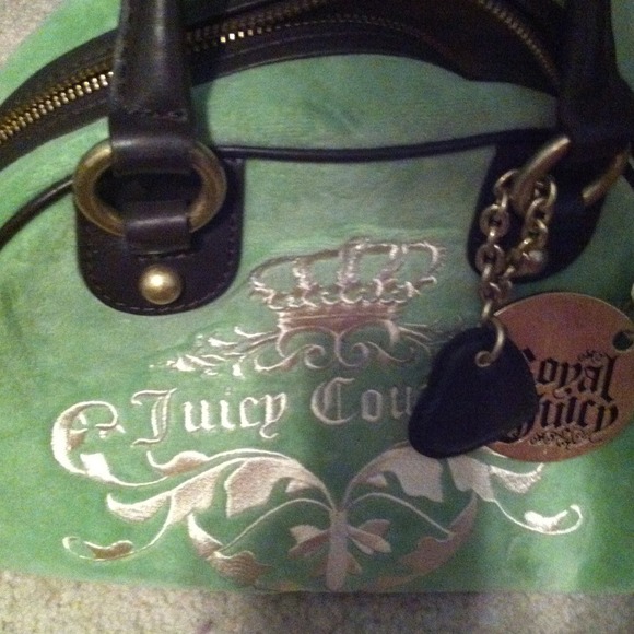 Small juicy couture purse