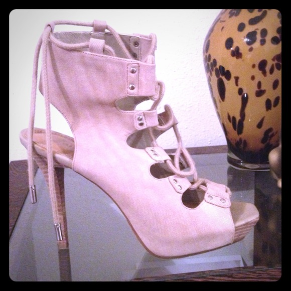 ❌SOLD❌Gianni Bini