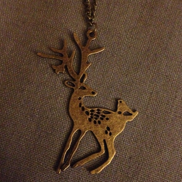 🍃 Antique bronze deer necklace 🍃