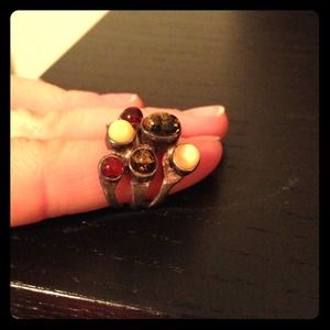 Mixed stone ring
