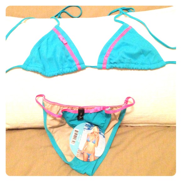 Leg Avenue bikini - Picture 1 of 3