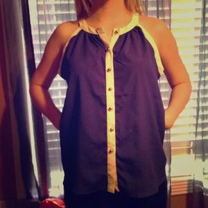 ✋Sold in bundle✋button up