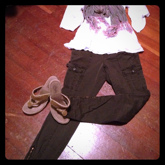 Army green skinny cargo pants