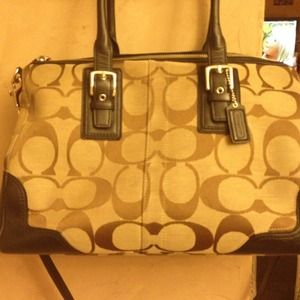 Reserved for queenbeale Coach purse