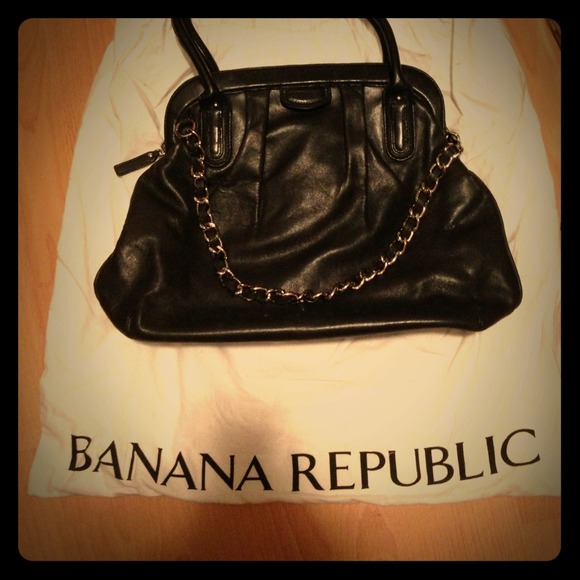 ❤SOLD❤ - Banana Republic leather handbag