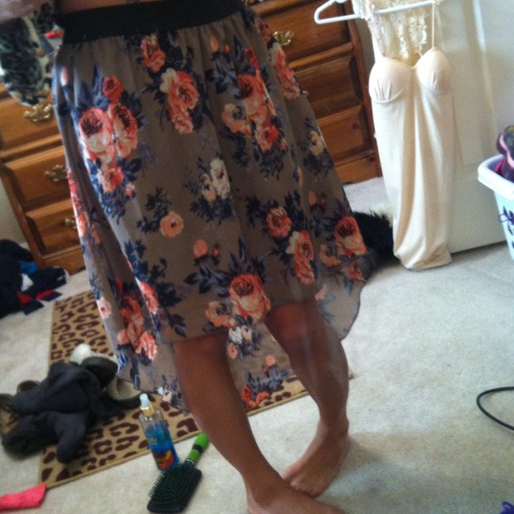 Hi low skirt