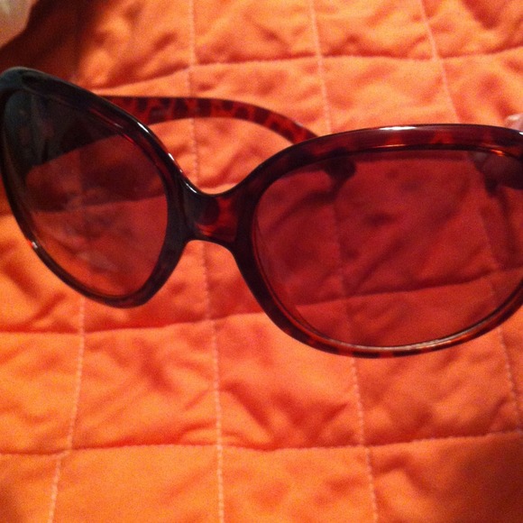 Authentic Michael kors brown sun glasses