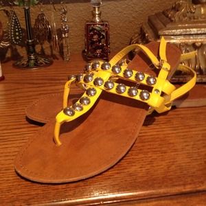 YW Gladiator Sandals