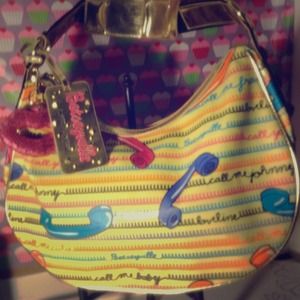 !  Betsyville call me