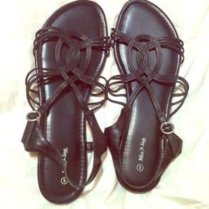 💥💥SOLD💥💥New white stag sandals