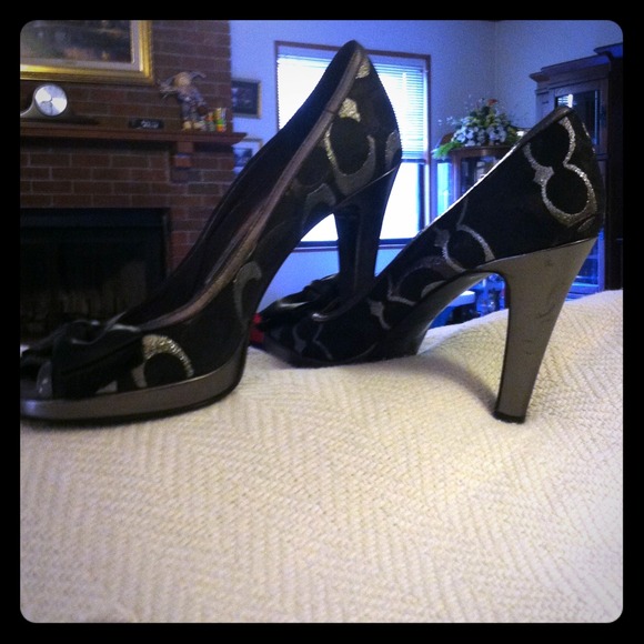 Coach Shoes - *Soldmeremere*Reduced from 125 to 80** Coach sz9