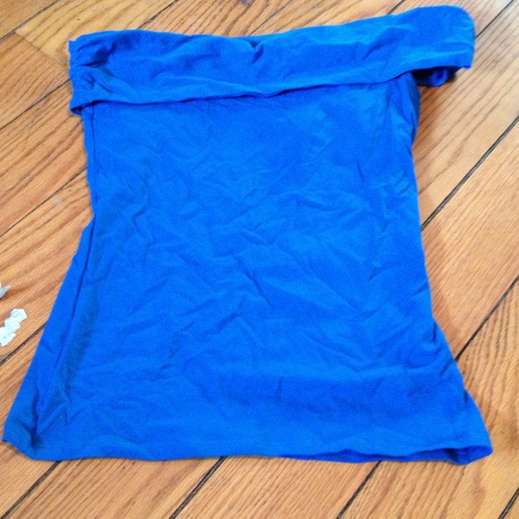 New without tags Victorias secret off the shoulder
