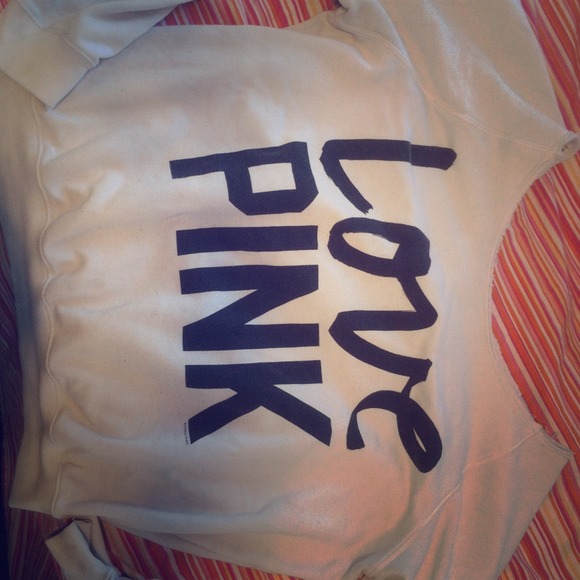 *Traded* Love pink crop sweatshirt