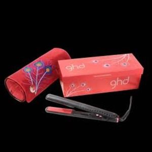 🔴SOLD🔴 Brand New GHD Flat iron