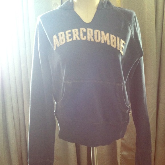 Abercrombie & Fitch sweatshirt with hood