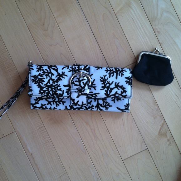SOLD$$$$Black and white clutch