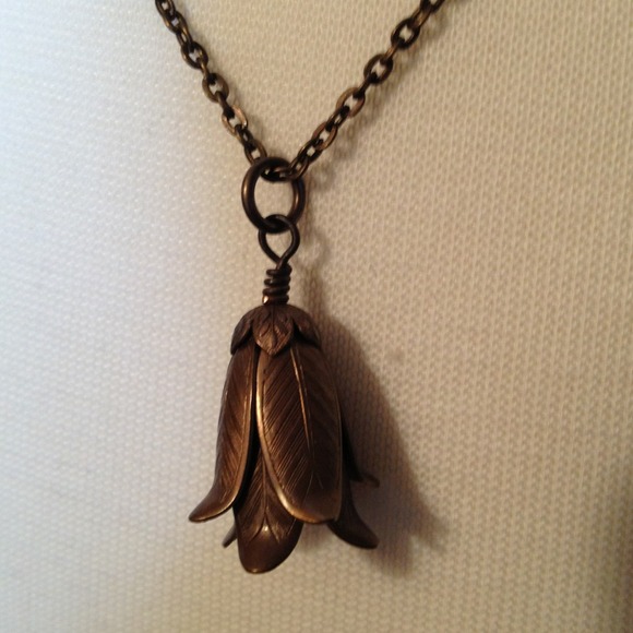 Sold- Copper Flower Necklace 18"