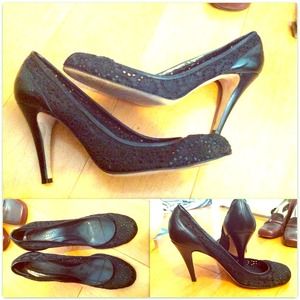 Jill Stuart flirty crochet pumps. Size 39.5 or 9.5