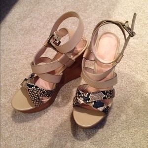 Aldo beige wedges (size: 37)