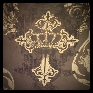 Size M NWOT embellished Tshirt