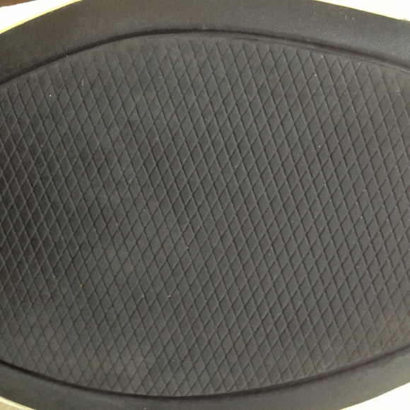 🎀Bundled🎀 White flats - Picture 3 of 3