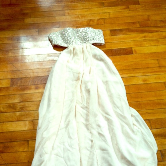 Cream prom dress 00