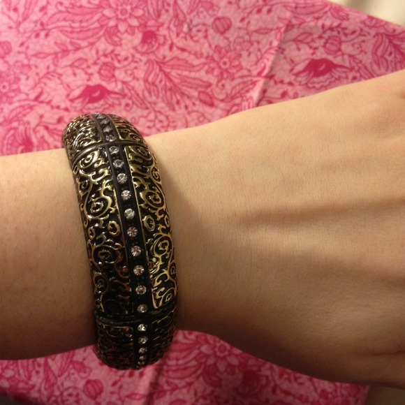 Bangle - Picture 2 of 3