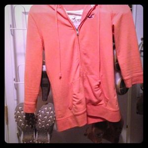 Hollister quarter sleeve zipup.