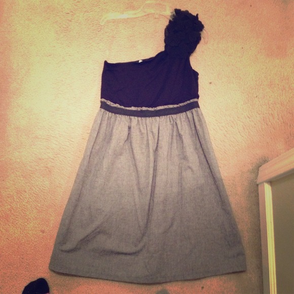 One strap dress - Picture 1 of 3