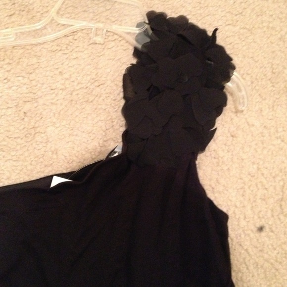 One strap dress - Picture 2 of 3