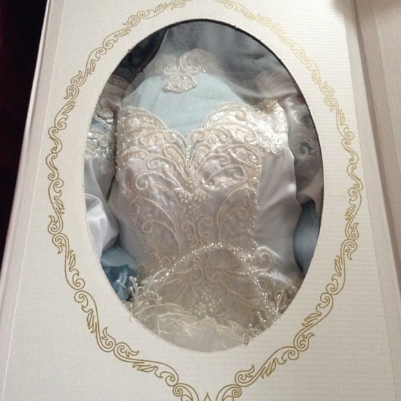 White Wedding Dress - Picture 2 of 2