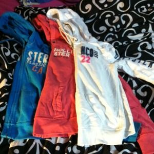 Reserved~Hollister hoodie bundle