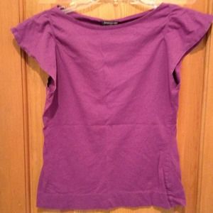 ❌Sold❌Purple tee with cute flutter sleeves