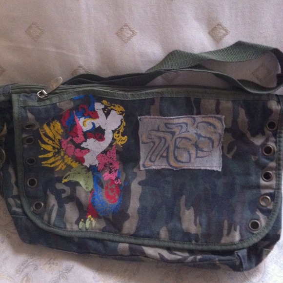 Duffle style handbag