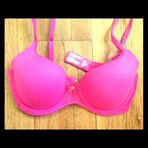 VICTORIA'S SECRET PINK BRA