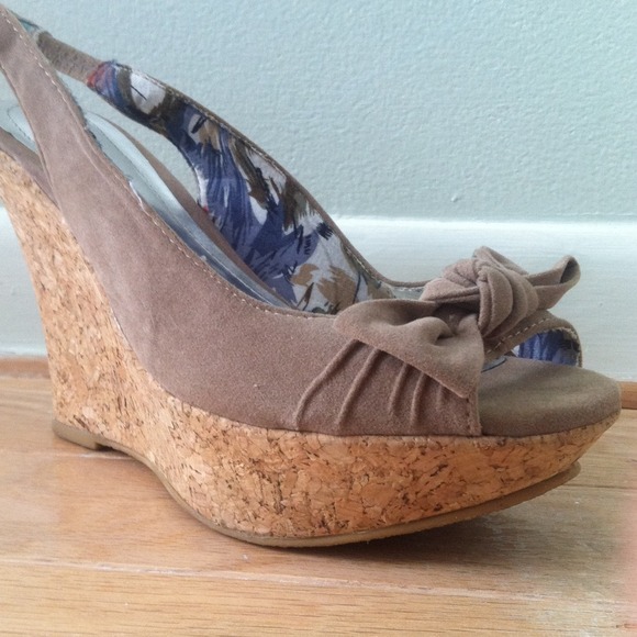 Taupe suede cork wedge - Picture 1 of 4