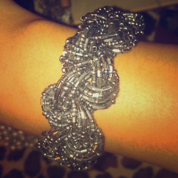 Necklace with matching bracelet - Picture 1 of 3