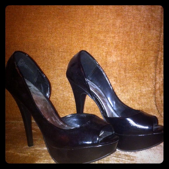 Black heels