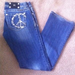 ⬇Price Reduced!⬇Miss Me Peace Bootcut Jeans