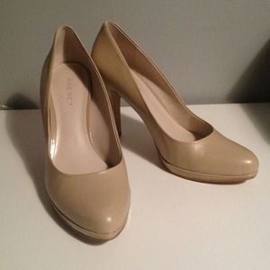 NINE WEST NUDE PUMPS