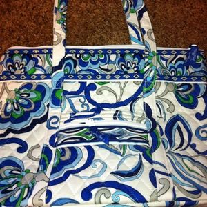 Vera Bradley Tote!!!  Gorgeous!