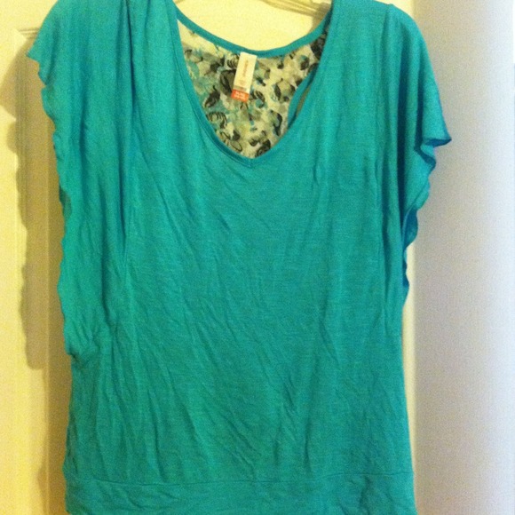 SOLD.................Teal top,XL