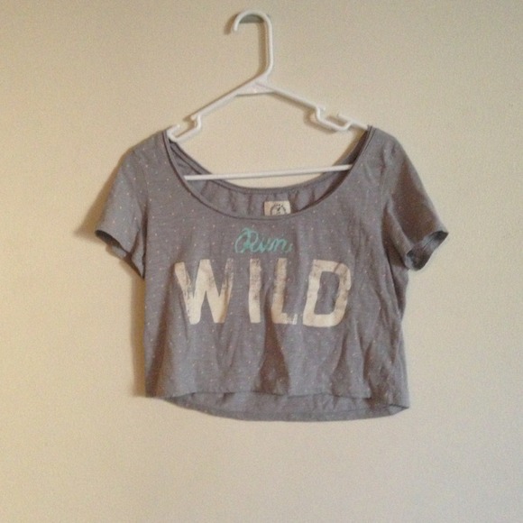 Off-The Shoulder Crop Top - Picture 1 of 4