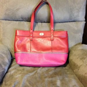 Reserved!! Fossil shopper purse