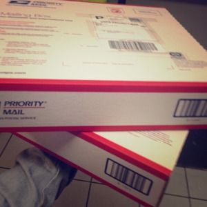 yay goodies been shipped!